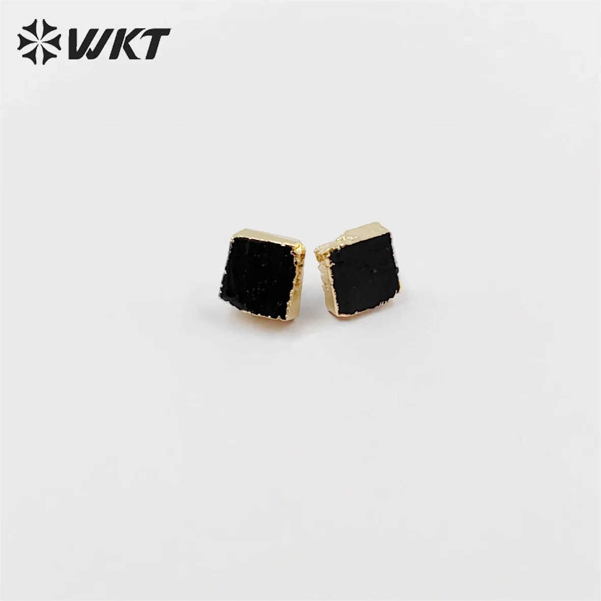 

WKT-E701 WKT 2022 New style Fashionable earrings girl gift style black tourmaline gold-plated Earrings jewelry trend fashion