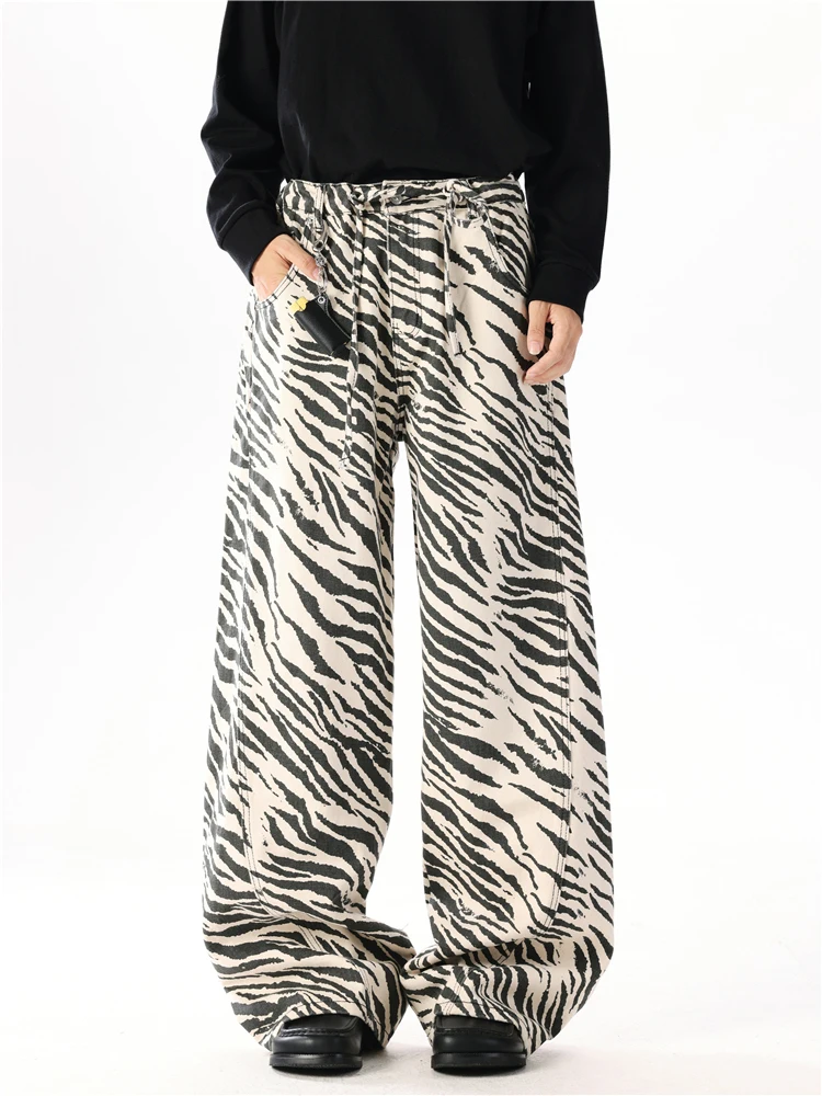 

Retro American Denim Jeans Men's Loose Wide Leg Pants Design Sense Zebra Pattern Casual Straight Leg Trousers for Autumn