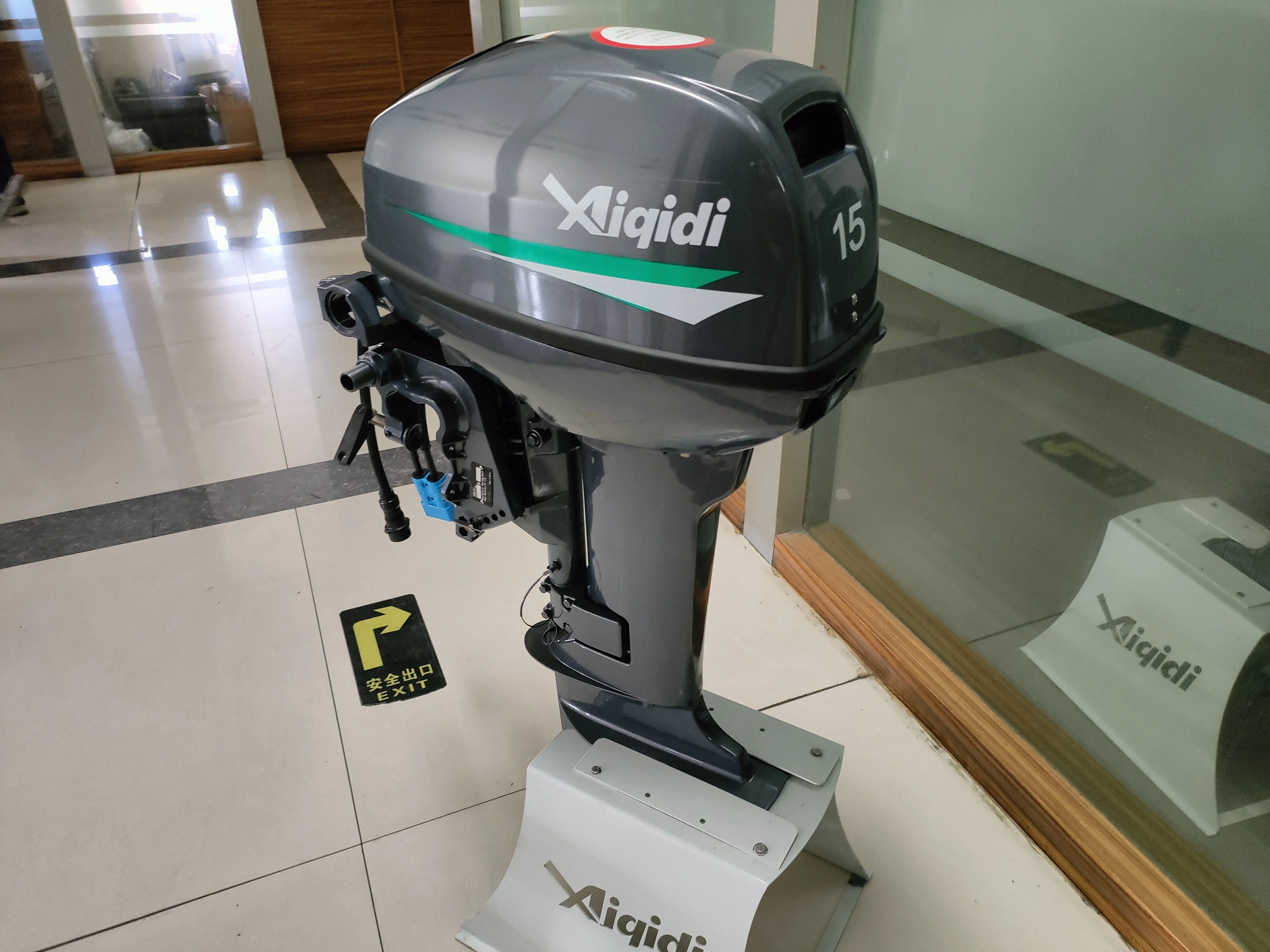

Electric Outboard Engine,5HP Water Cooling,72V 11KW,Remote Control,Lower Noise No Emission,Trolling Motor for Fishing