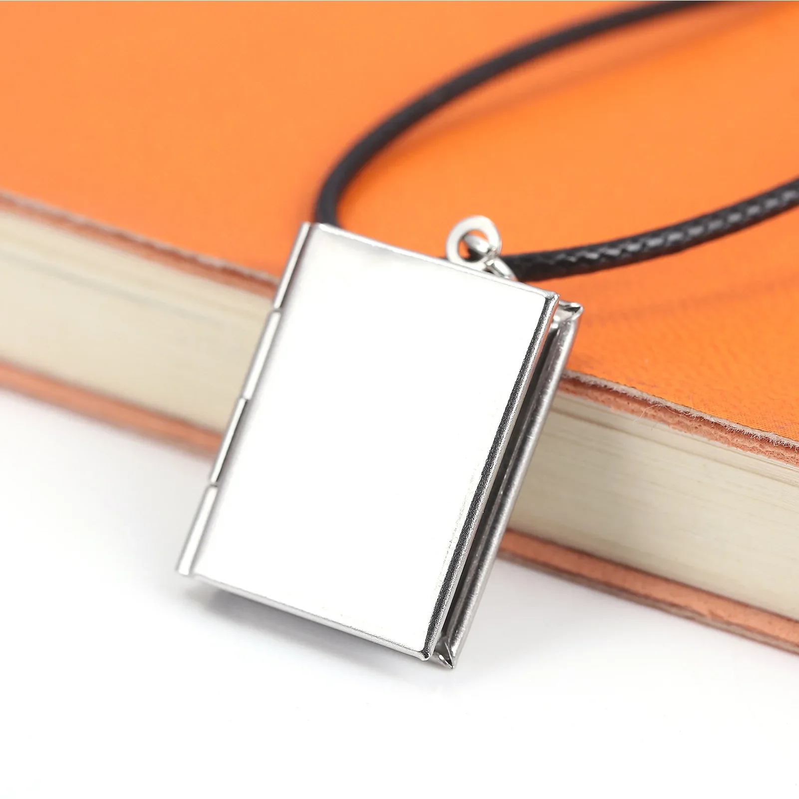 Anime Todo Aoi Itadori Yuji Fushiguro Megumi Satoru Gojo Inspired Cosplay Necklace Pendants Amulet Cosplay Accessory