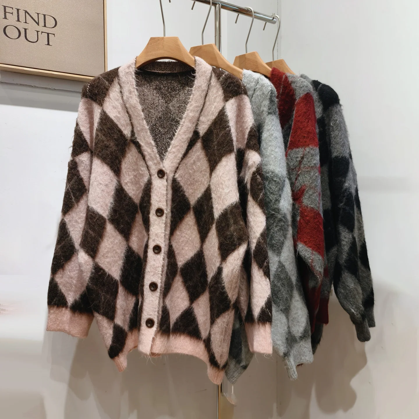 

Women's Long Sleeve V-Neck Knitted Sweater Diamond Pattern Casual Korean Style Jacket Winter Warm Long Sleeve Knitwear