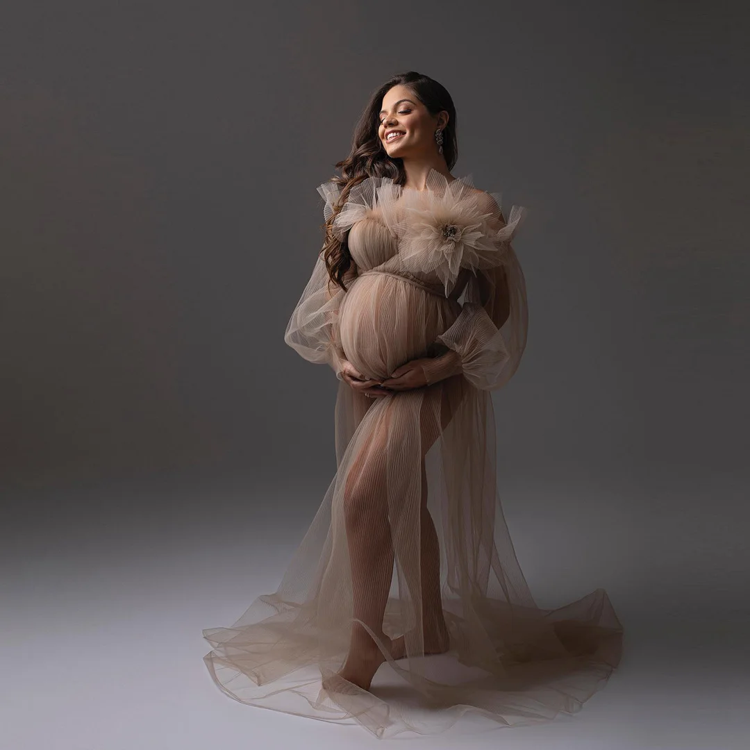 

Pretty Khaki Sheer See Thru Pleated Tulle Maternity Dress Off Shoulders Ruffled Illusion Long Robes For Pregnant Women Photograp