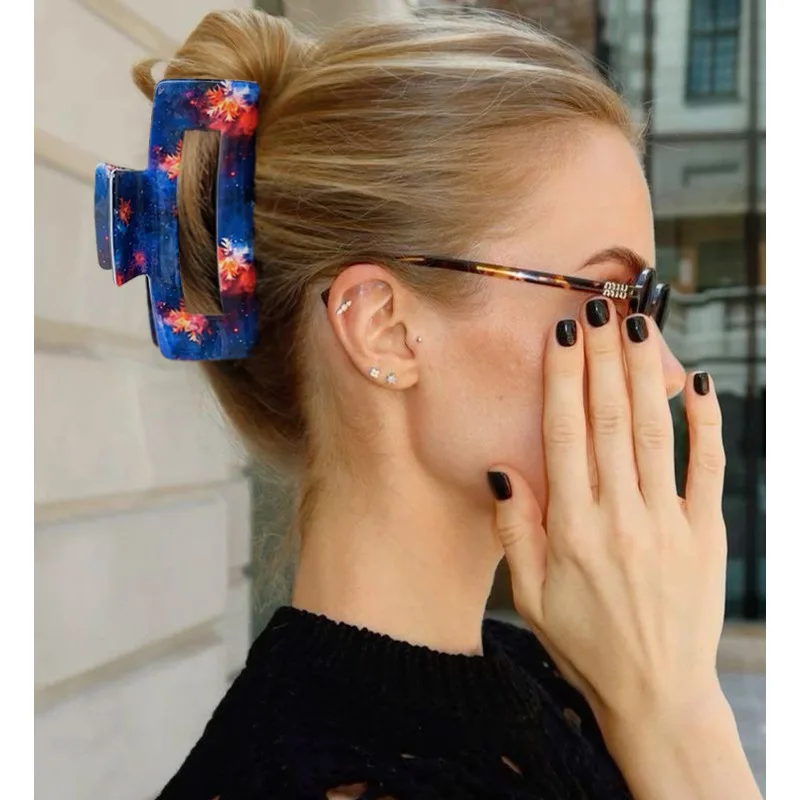 New Korean fireworks grab clip, imitation acetic acid hair grab clip, semi-round blue high-end shark clip, square hair jewelry.