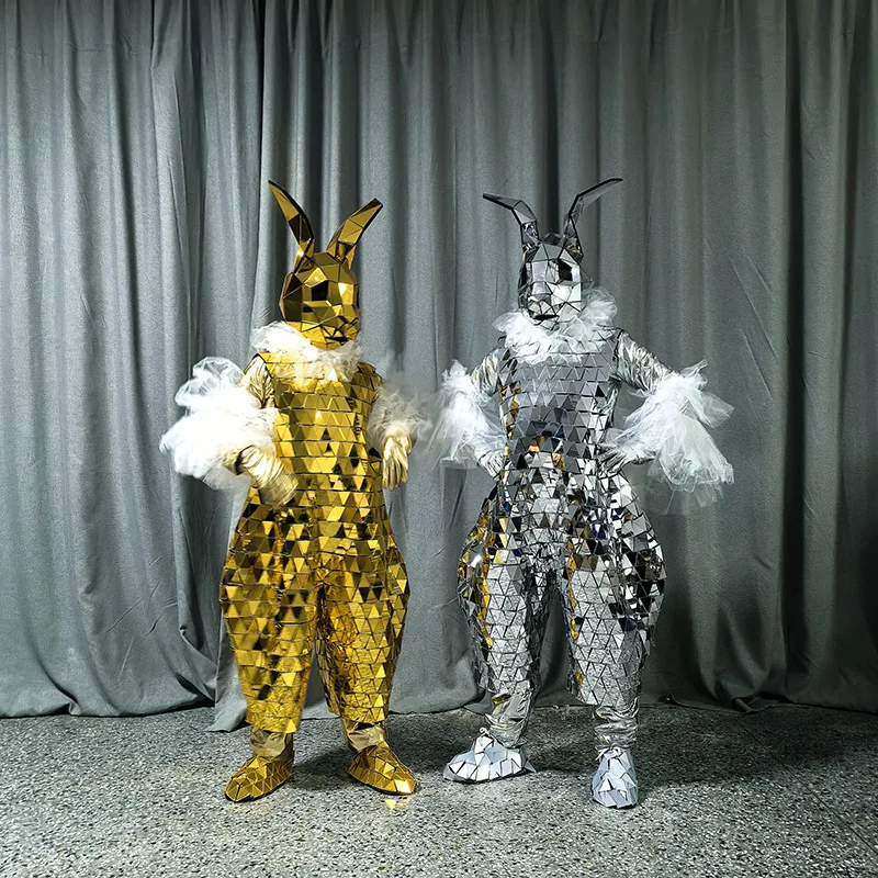 

Парадный костюм Золотой и серебряный костюм с зеркалом кролика Светоотражающее зеркало Костюм Индивидуальное уличное зеркало