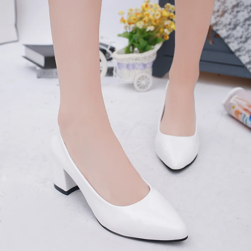 Female Shoes on Sale 2023 Summer New Women\'s Pumps Comfortable Shallow Office Ladies Shoes Sexy Pointed Toe Chunky Heels Shoes