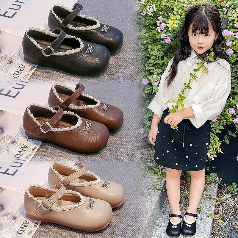 

2025 New Children's Flats Simple Lolita Girls Princess Leather Shoes Walking Versatile Sweet Pleated Kids Causal Fashion Shoes