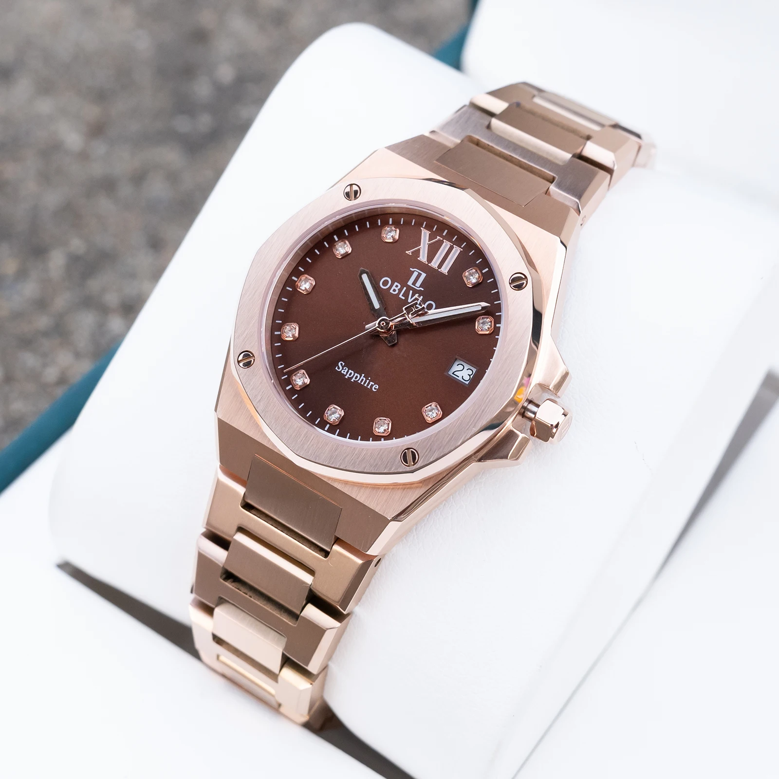 OBLVLO-ساعة رومانسية للنساء بمينا ذهبي وردي وبني ساعة رسمية كوارتز سويسرية وسوار عصري للسيدات ساعة AWS