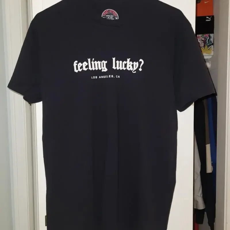 LUCKY STRIKE FEELING LUCKY? BOWLING ALLEY T-Shirt LOS ANGELES, CA Size LARGE