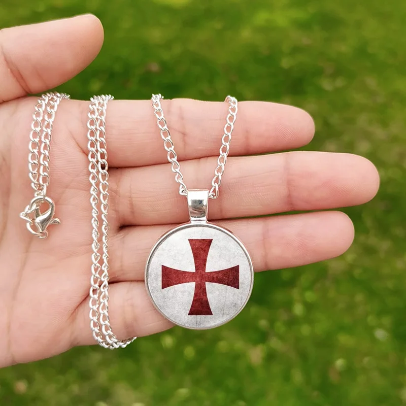 Vintage Knights Templar Necklace Red Cross Pendant Glass Cabochon Pendant Long Chain Crusade Solomons Masonic Symbol Necklaces