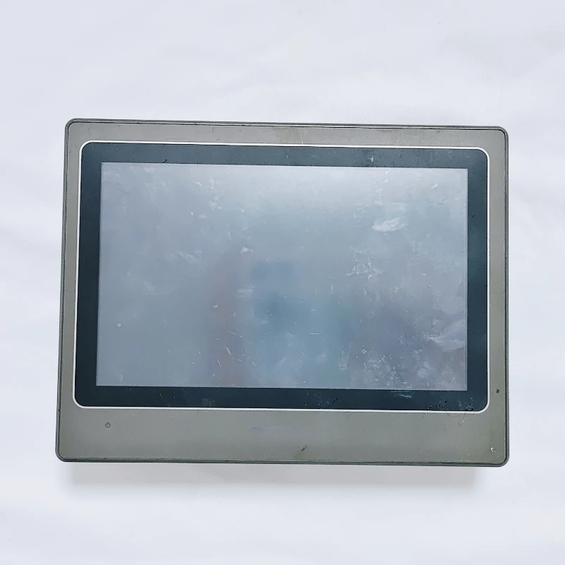 7-Inch WOP-2070T-N2AE WOP-2070T-S2AE touchscreen functions normally