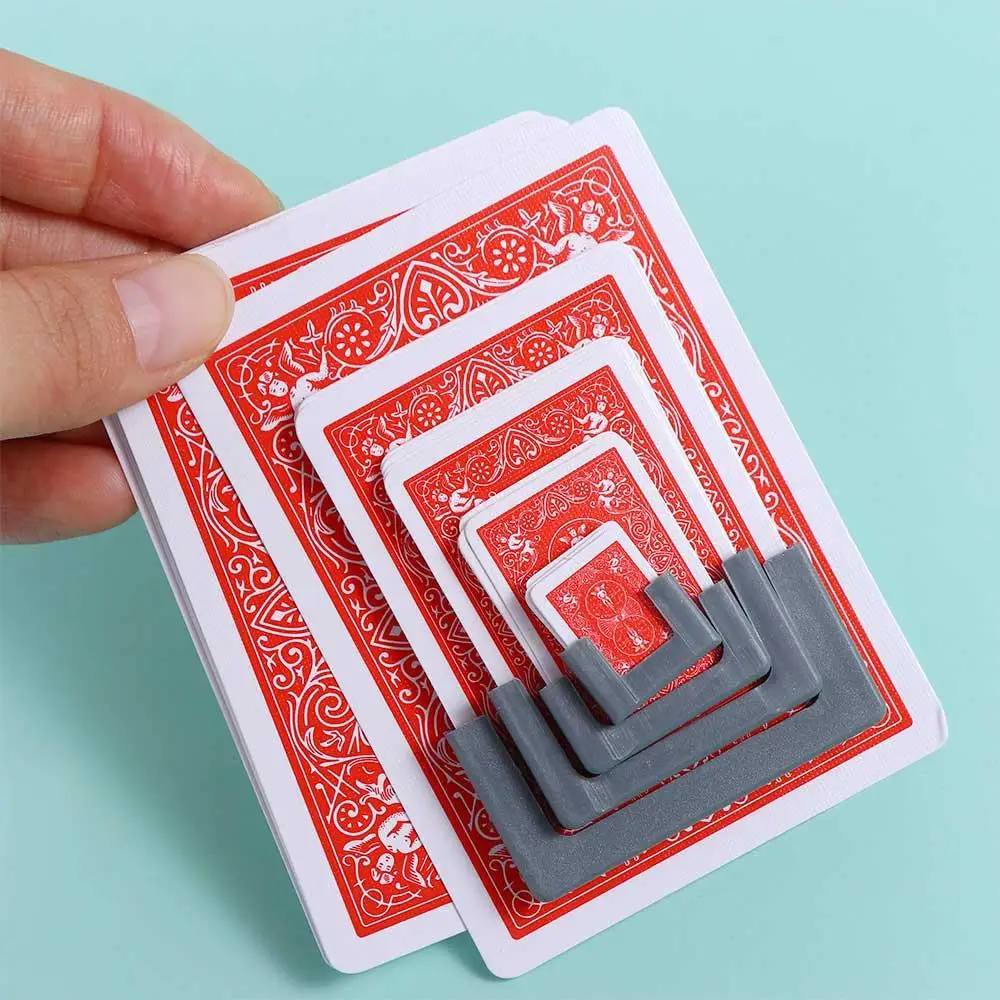 خدعة الساحر الكبيرة إلى الصغيرة الألعاب التفاعلية تقلص بطاقات الخدع السحرية تقلص بطاقات كبيرة إلى صغيرة أوراق اللعب ألعاب سحرية