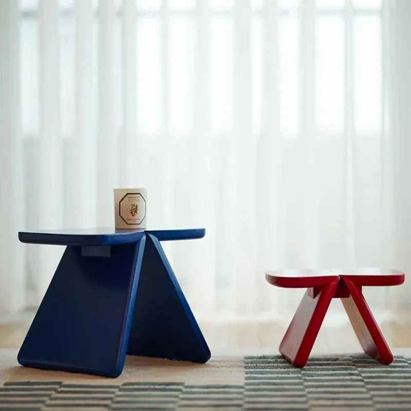 Butterfly small stool, simple small stool, modern solid wood shoe changing stool