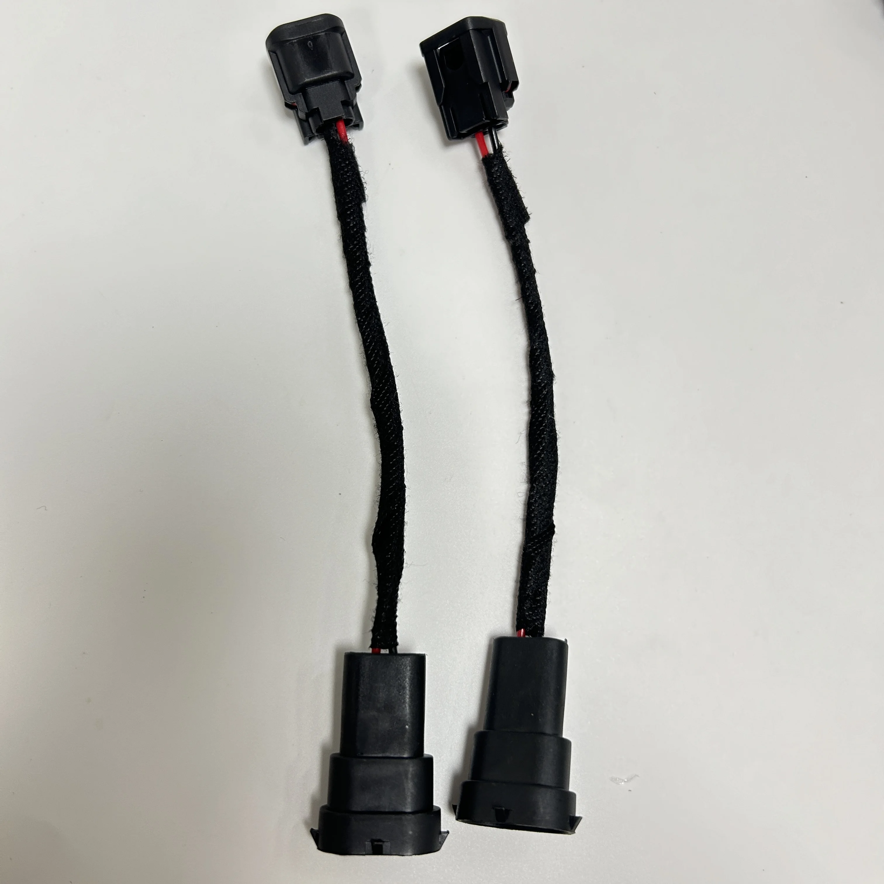 2P fog lamp harness Upgrade the low-configuration fog lamp extension cable for high-configuration fog lamp conversion
