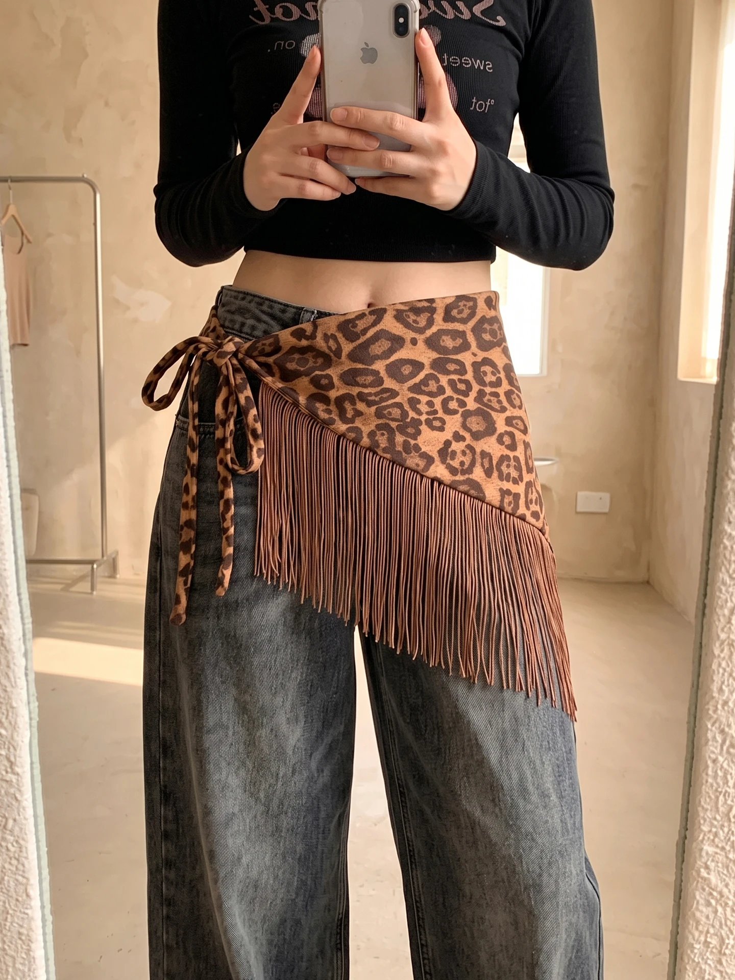 Millennial Trendy Leopard Print Halter Skirt with Tassel Design Korean Style Youthful Casual Mid-Waist Polyester Blend