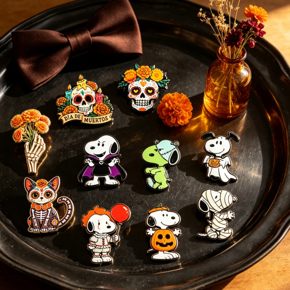 10 Stück Mexiko La Halloween Emaille-Abzeichen, niedliche Tier-Hund-Broschen, Hexen-Mumien, Vampir-Kürbis-Abzeichen, Partygeschenke – Detail 1