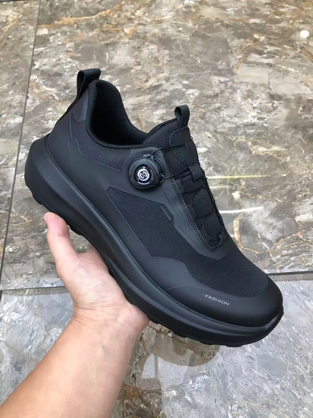 zapatos-deportivos-transpirables-de-malla-para-hombre-2026-con-suela-suave-versatiles-ligeros-negros-con-hebilla-girator