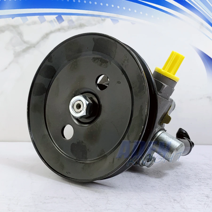 Power Steering Pump For Toyota HIACE 3L LAN25 LH125 1995-2004 44320-26073 44320-26070 44320-35520