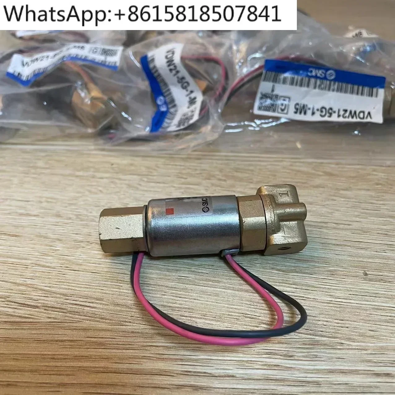 SMC VDW21-5G-1-M5 Magnetventil