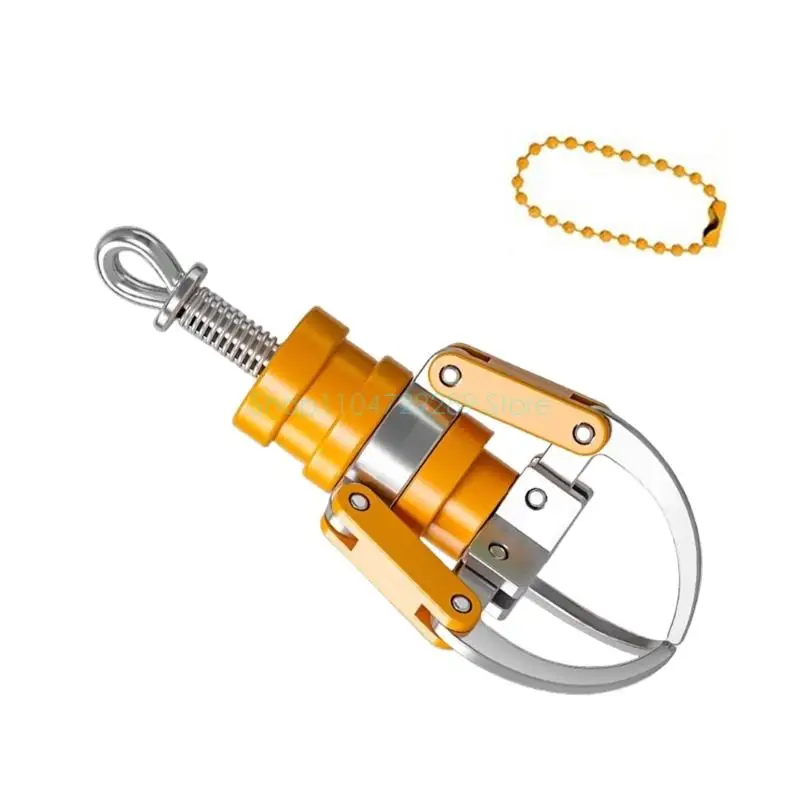 Fun Claw Keychain With Locking Mechanism ABS Doll Machine Grab-clip Keyring Portable Novelty Gift For Key Or Backpacks