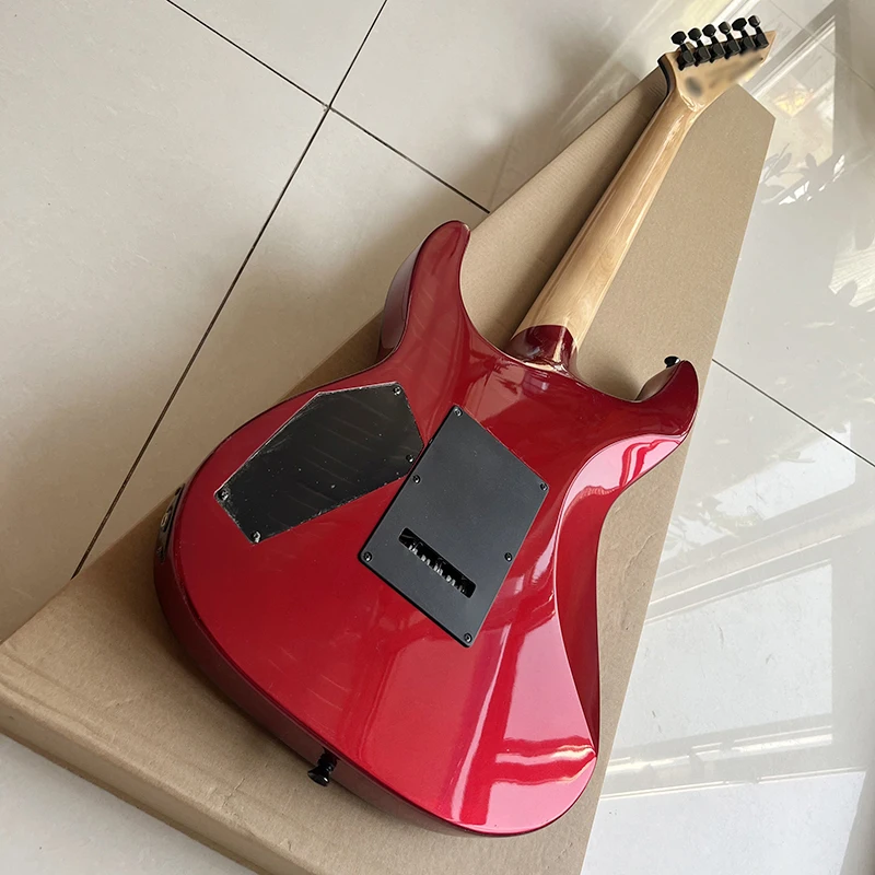 Famous electric guitar, exquisite and cool appearance, quality accessories, high-quality products, free delivery to home.