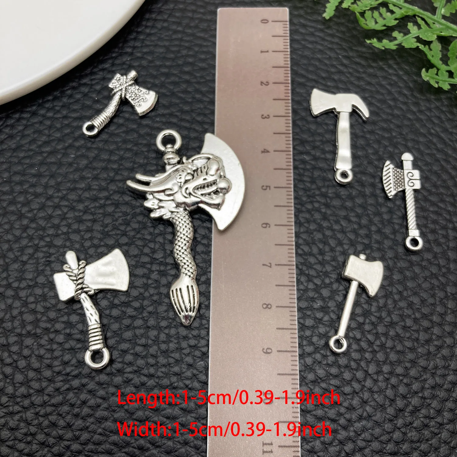 12 قطعة/المجموعة جديد النمط الصيني الرجعية التنين رئيس الفأس قلادة-فاسق الهيب هوب يلقي معركة الفأس DIY بها بنفسك اليدوية مجوهرات اكسسوارات