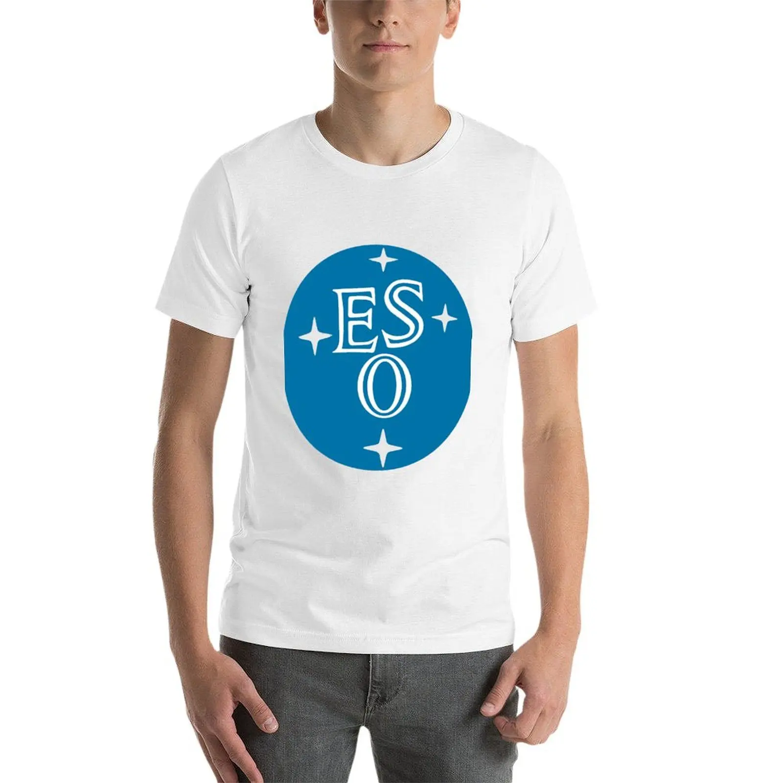 تي شيرت بشعار المرصد الأوروبي الجنوبي (ESO) تي شيرت للرجال تي شيرت برسوم جرافيك