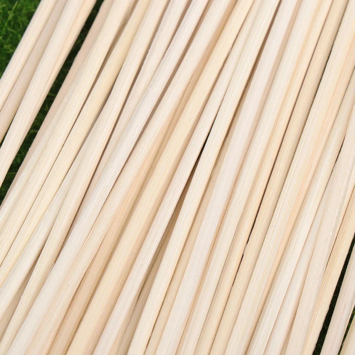

60 Pcs Rattan Diffuser Sticks for Essential Oil Sticks Friendly Home Office Bedroom Bathroom Kitchen Wedding
