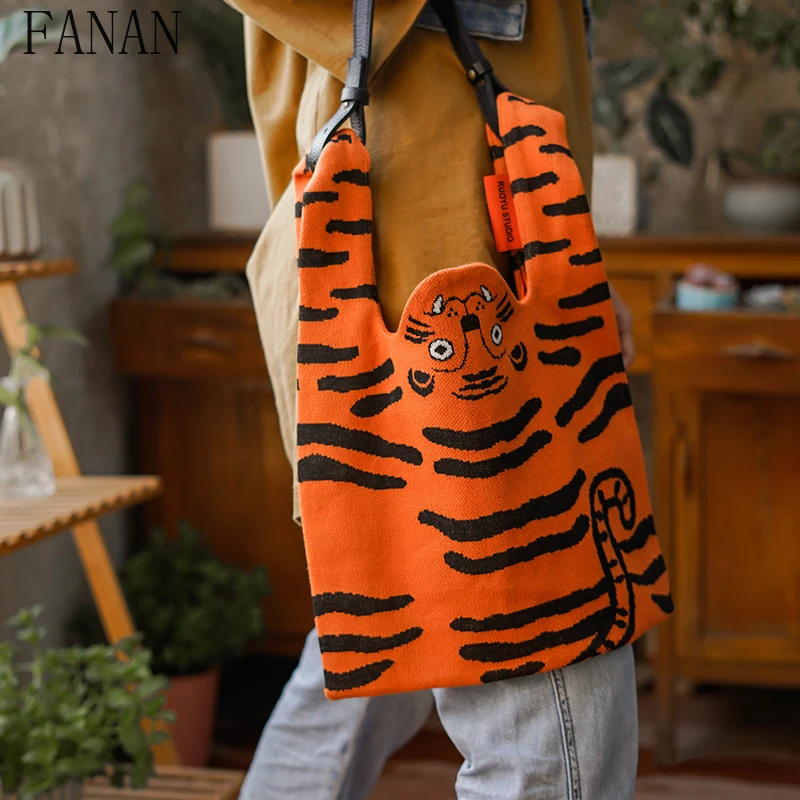 

Original Design Cute Tiger Knitted Handheld Knitted Tote Shoulder Bags Fashion Casual Shopping Bag for Women 2026 New