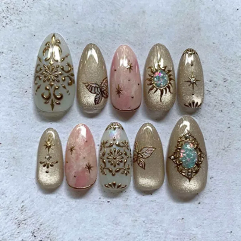 24 Stück Künstliche Nägel mit goldenen Linienmustern, dunkelviolett-rosafarben, französischer Stil, für Spice Girls, süß-cool, mandelförmig, zum Aufkleben, Herbstnägel