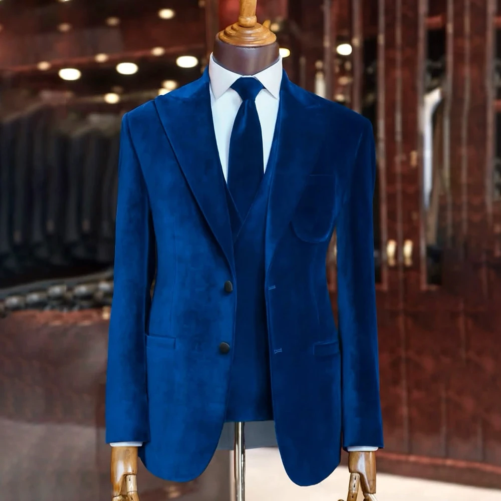 

Шикарные бархатные костюмы для мужчин, элегантные однобортные костюмы с острым лацканом, приталенная куртка из трех предметов, брюки, жилет, свадебные наряды по индивидуальному заказу
