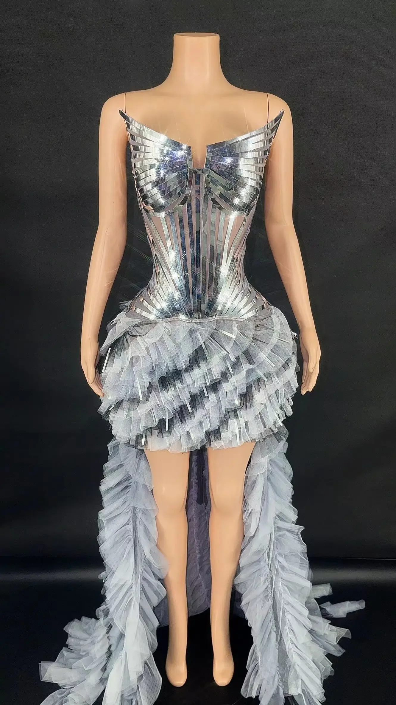 반짝이는 다이아몬드가 포함된 실버 이어 슬림 피팅 투피스 세트 섹시한 나이트클럽 바 퍼포먼스 의상