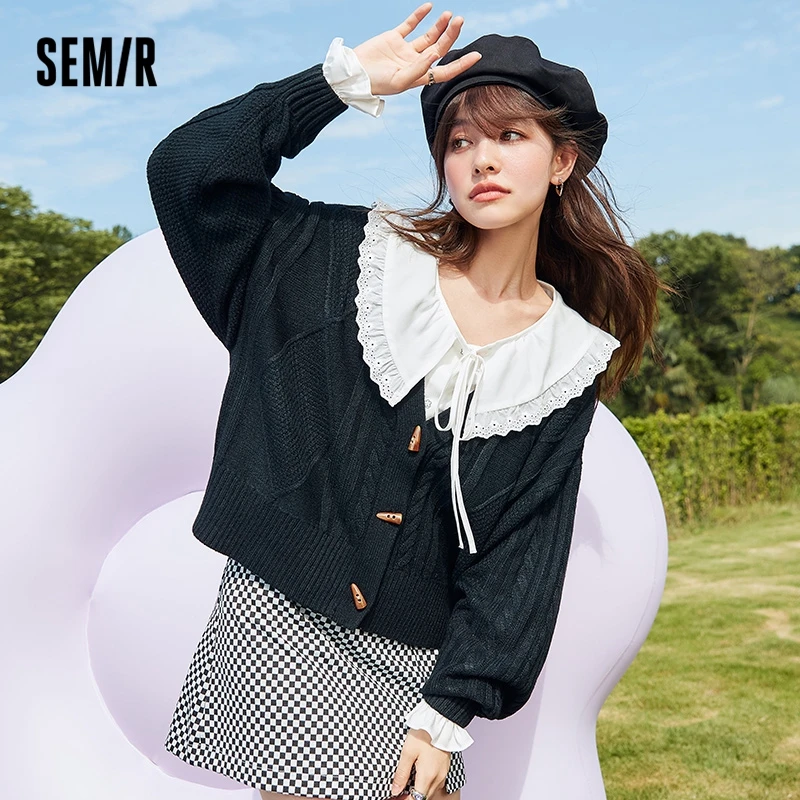 Semir Knitwear Women Short V-Neck Cable Horn Buckle Retro Style 2022 Autumn New Loose Open