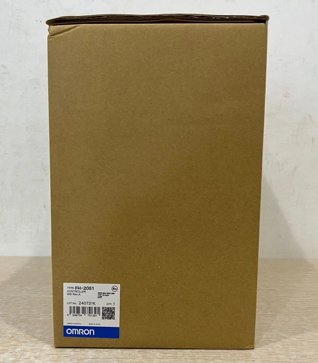 FH-2051 Omron OMRON vision controller, brand new original genuine