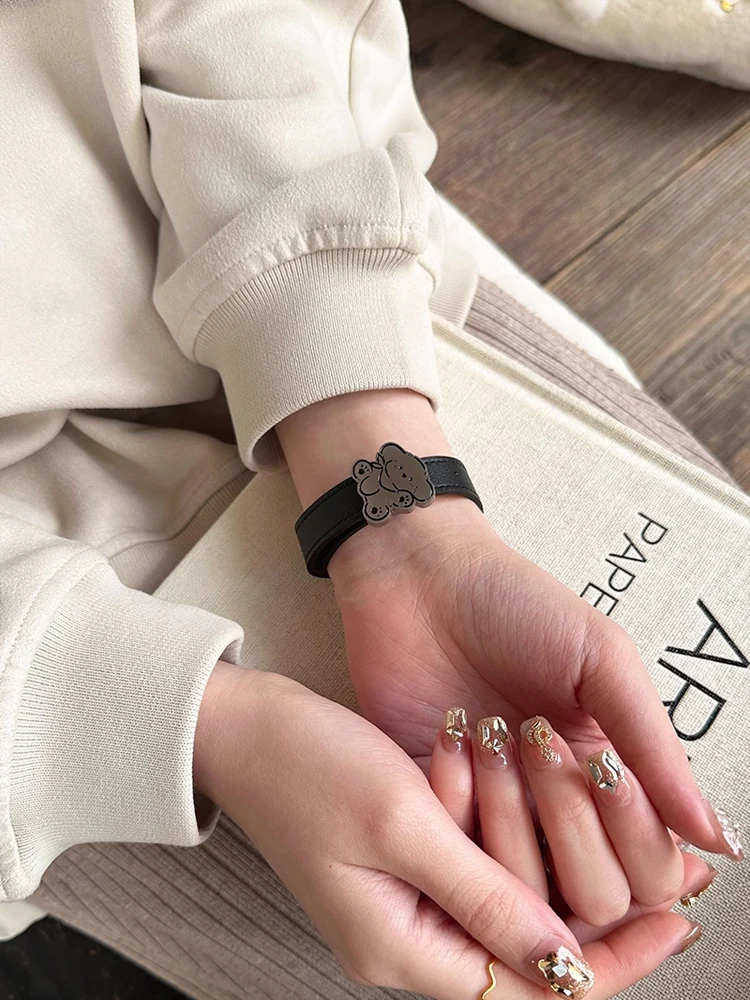 Correa magnética de perro bonito para Apple Watch Ultra 10 9 8 7 6 5 SE, correa de cuero para iWatch 38mm 40 41mm 42mm 45mm 46mm 49mm