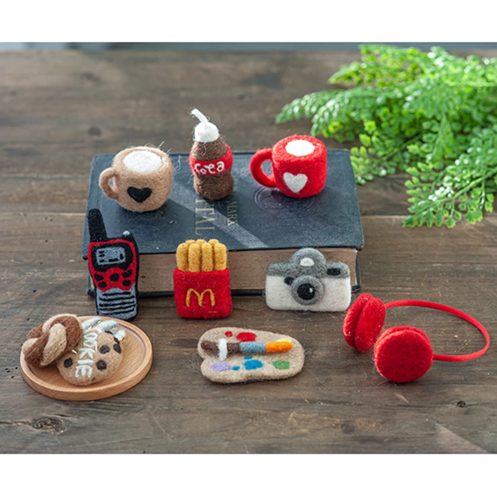 Newborn Photography Props Accessories Mini Wool Felted Headset Microphone Cookies Guitar Piano Baby Photo Shoot Toy Decoration