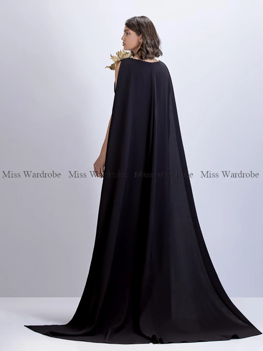 Black O Neck Jersey Evening Dress Sleeveless Gold Appliques High Slit Formal Occasions Prom Party Robe Sweep Train