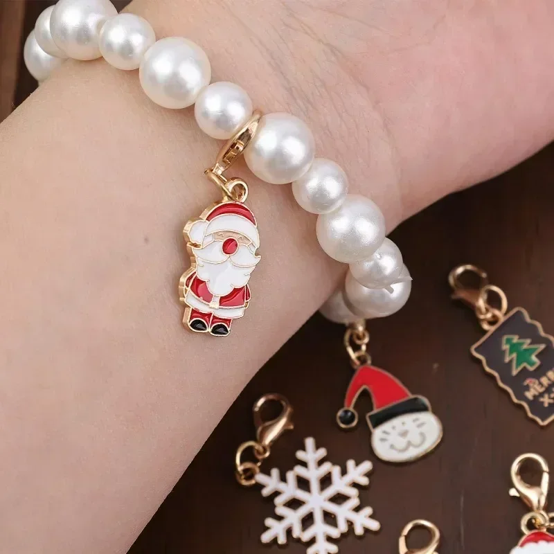 Weihnachts-Schlüsselanhänger Anhänger Clip-On Gemischte Charms Set DIY Schmuckherstellung Handgemachte Ohrringe Halsketten Armbänder Weihnachts-Bastelgeschenk – Detail 5