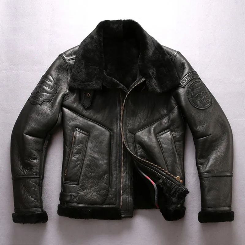 A thickened fur with lapel for men