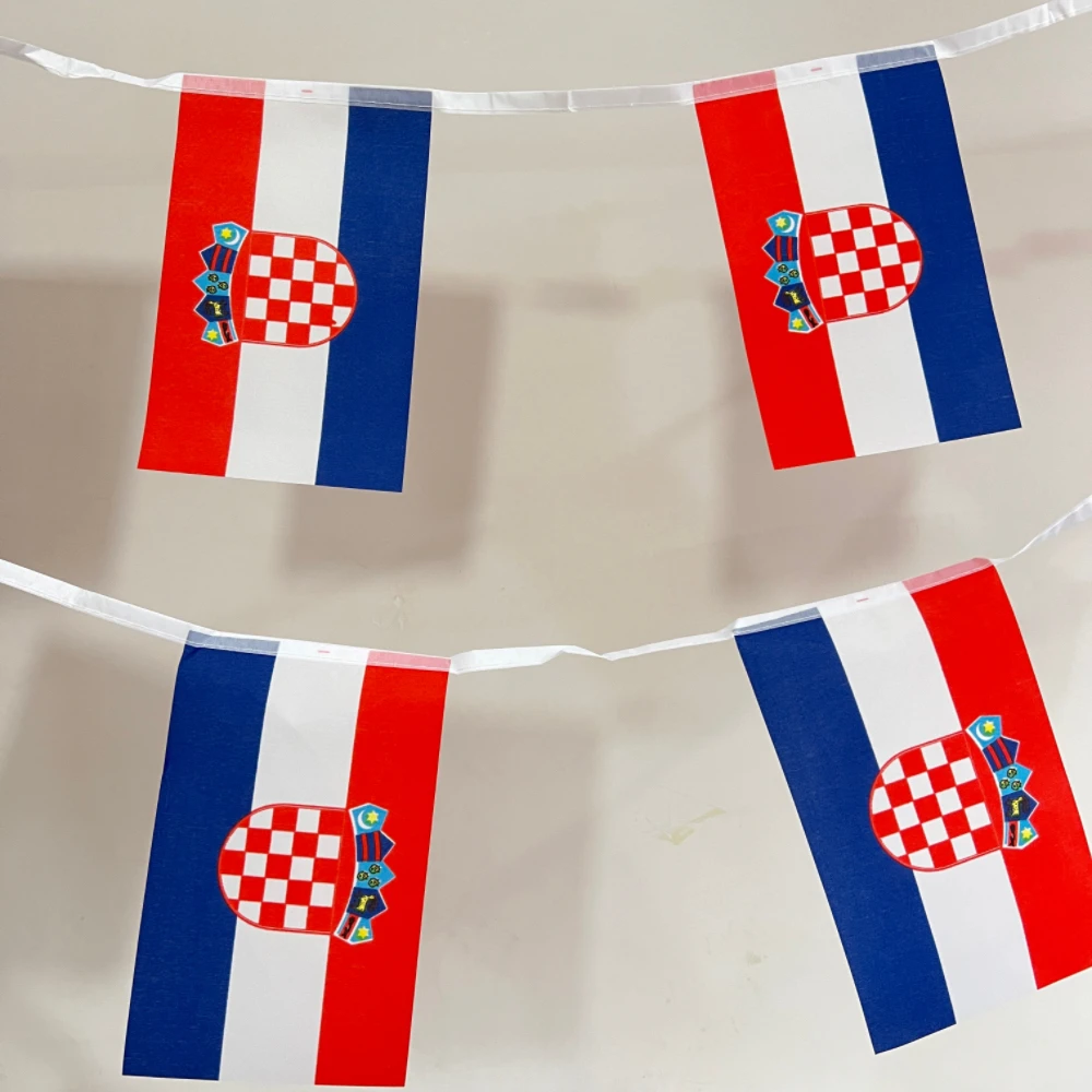 YIXIN 20pcs/lot Croatia bunting flags 14x21cm Pennant Croatia String Banner Buntings Festival Party Holiday