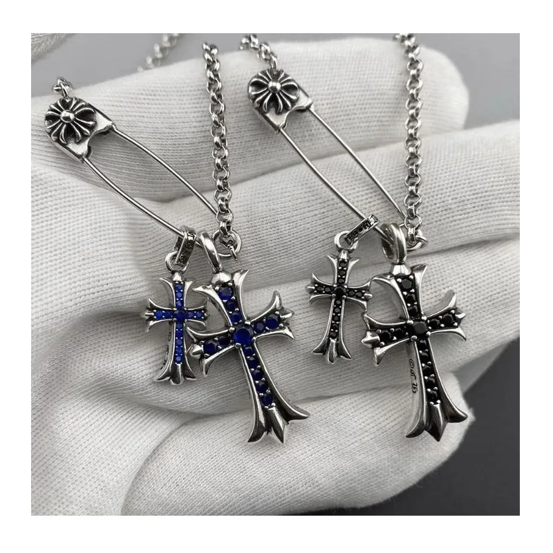 

Crowe Classic Cross Diamond Set Size Double Cross Pin Necklace Fashion Men's and Women's Simple Pin Necklace