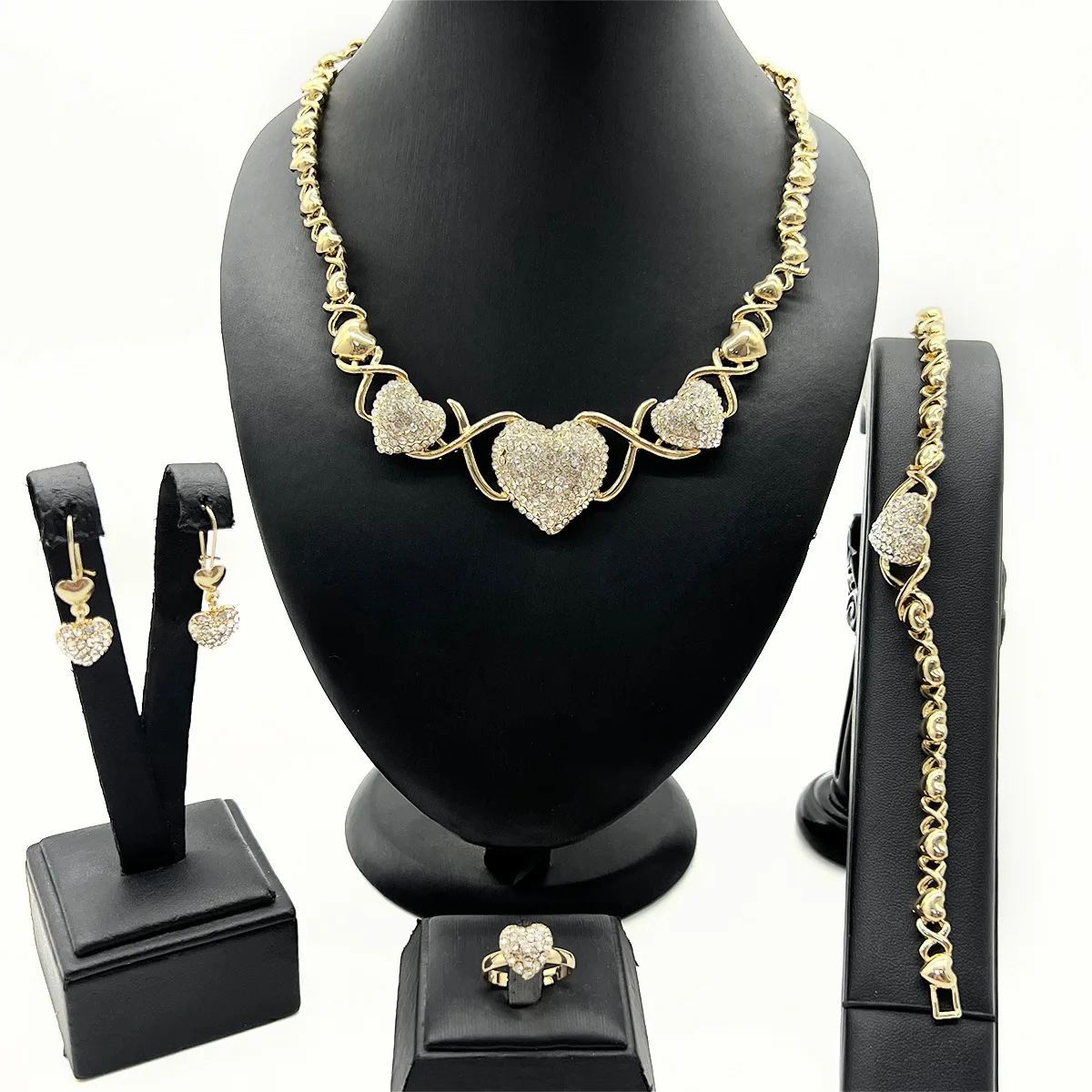 fashion XO jewelry European and American classic popular heart pendant necklace ring earrings bracelet set wholesal