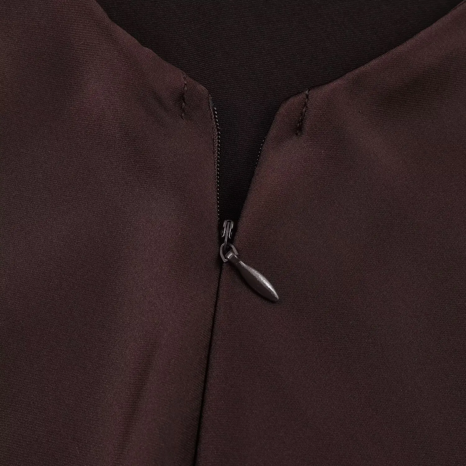 우아한 레이스 실크 새틴 느낌 드레스 JNLEAOG 가을 신상 여성 패션 디자인 캐주얼 슬림 핏 민소매 단색