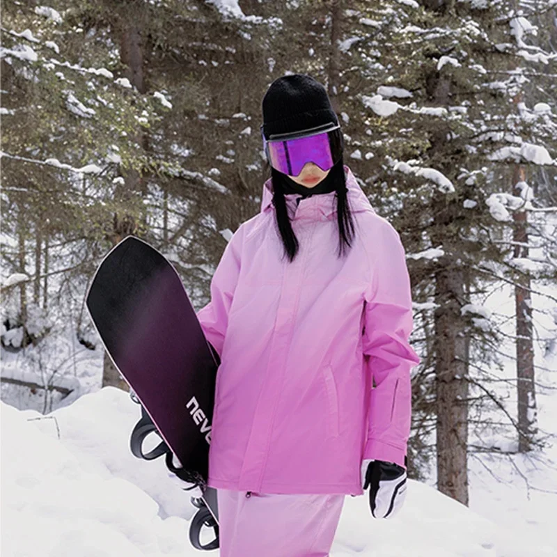 

Новые зимние куртки для женщин и мужчин: свободные, ветрозащитные, с градиентным дизайном, водонепроницаемые, для активного отдыха, для катания на лыжах и сноуборде