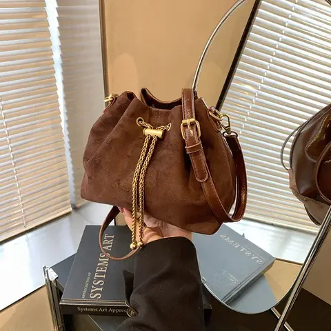 바느질 소프트 솔리드 크로스 바디 가방 가짜 스웨이드 간단한 통근 2025 여성을위한 뜨거운 판매 가방 스레드 문자열 여성 핸드백 Best5 바느질 소프트 솔리드 크로스 바디 가방 가짜 스웨이드 간단한 통근 2025 여성을위한 뜨거운 판매 가방 스레드 문자열 여성 핸드백 Best5