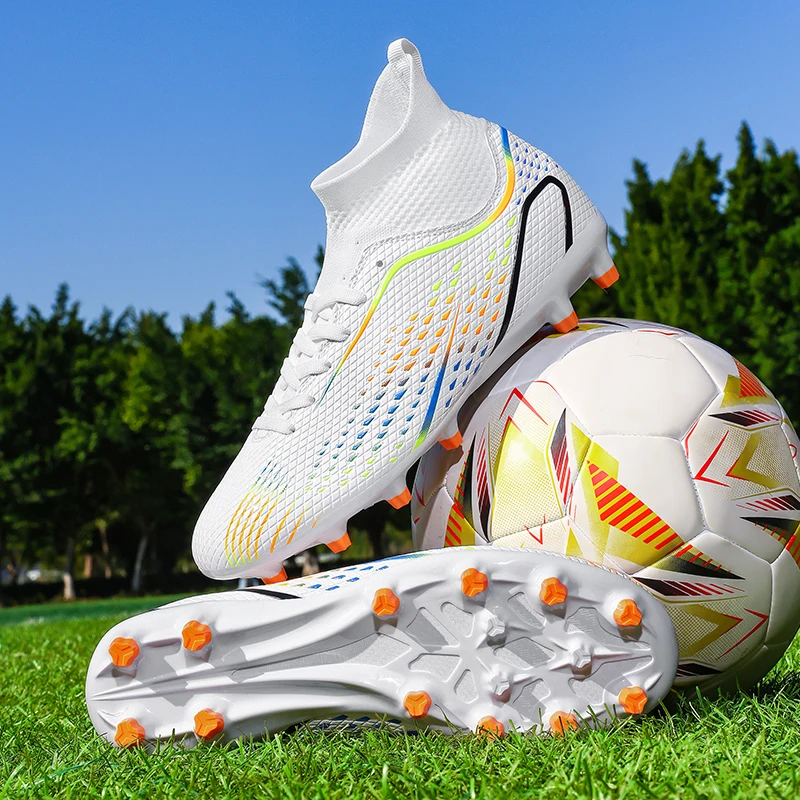 

A pair of children's firm-ground soccer cleats high-top multi-stud grip-enhanced non slip lawn training shoes MZ-2608-1
