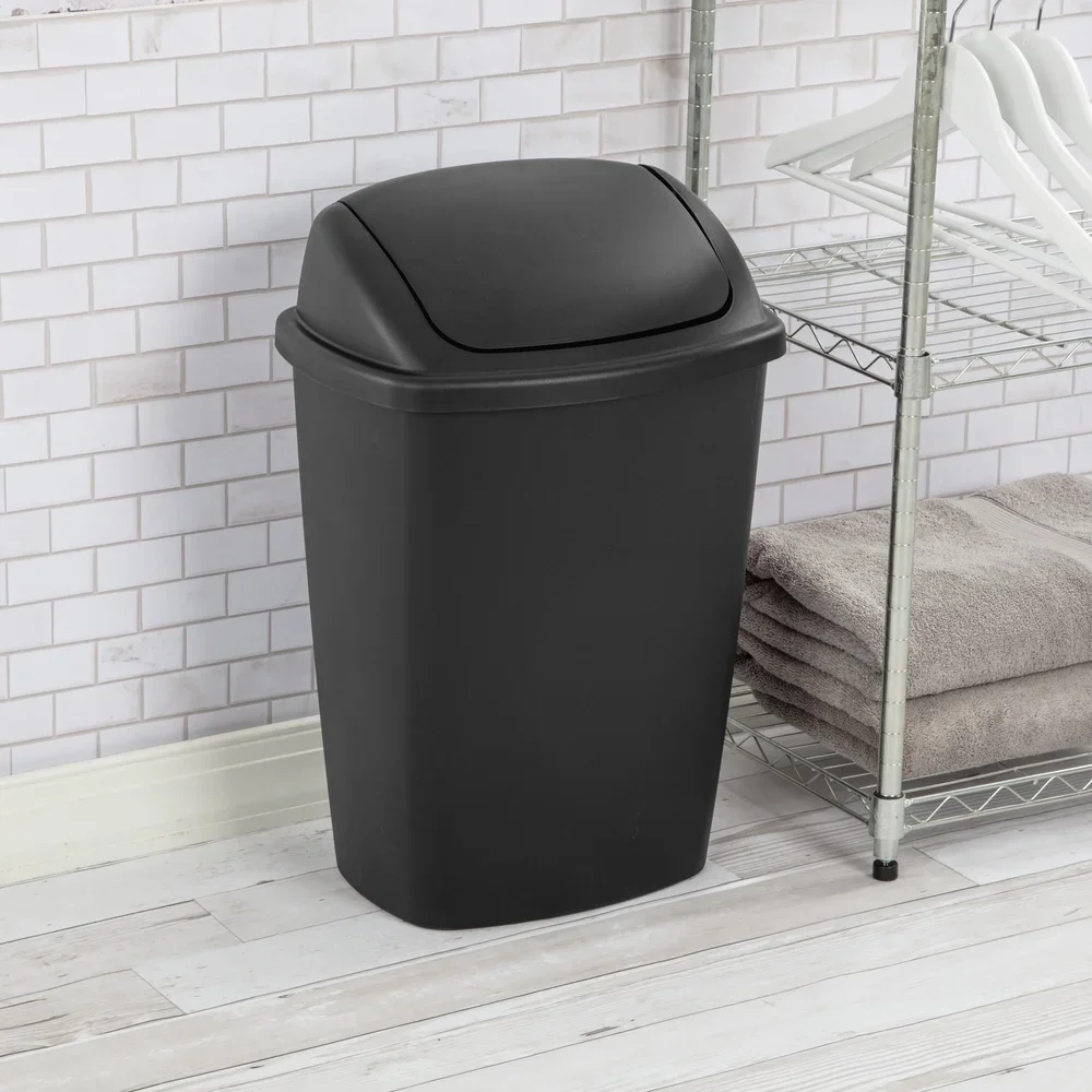7.5-Gallon Swing-Top Plastic Wastebasket 4