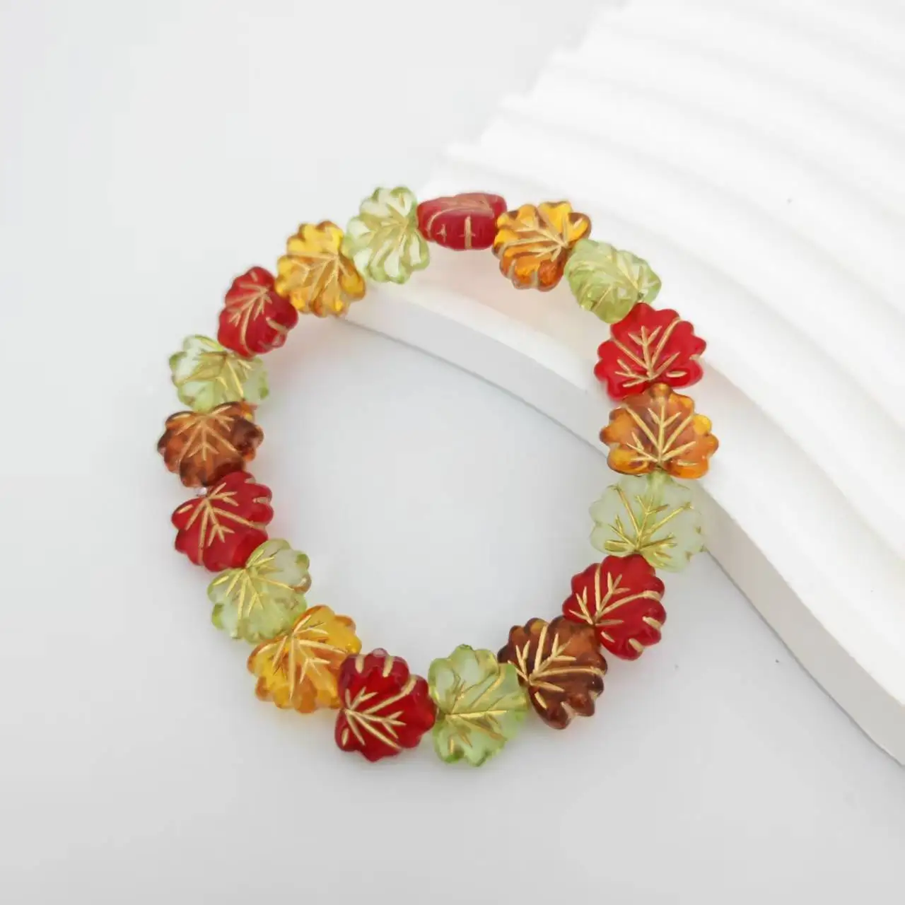

Colorful Children Nice Maple Leaf Bracelet Woman Handmade 3 Colors Simple Fall Bracelet Jewelry Gift