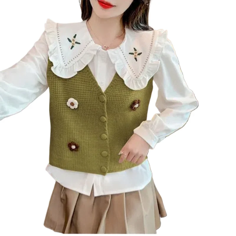 

Style Knitted Vest Korean Trend Niche Spring Short Shoulder Top Women's Three-dimensional Flower Top