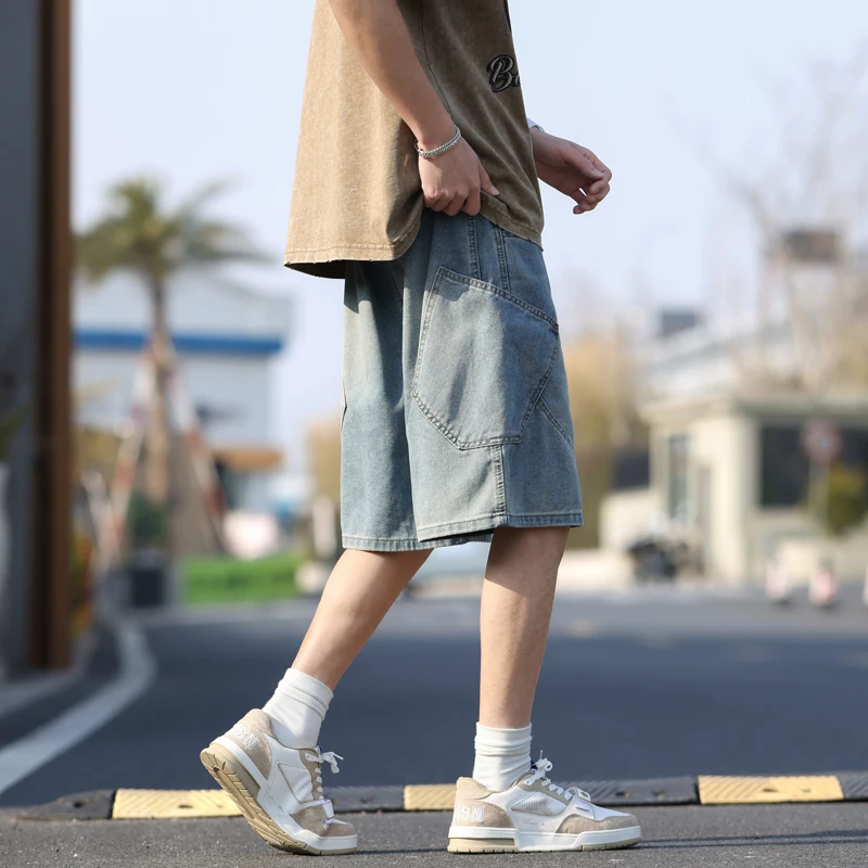 メンズヴィンテージルーズデニムショーツ Y2k ファッションカジュアルオーバーサイズショートカーゴパンツ夏の新ストリートストレートショートジーンズ男性