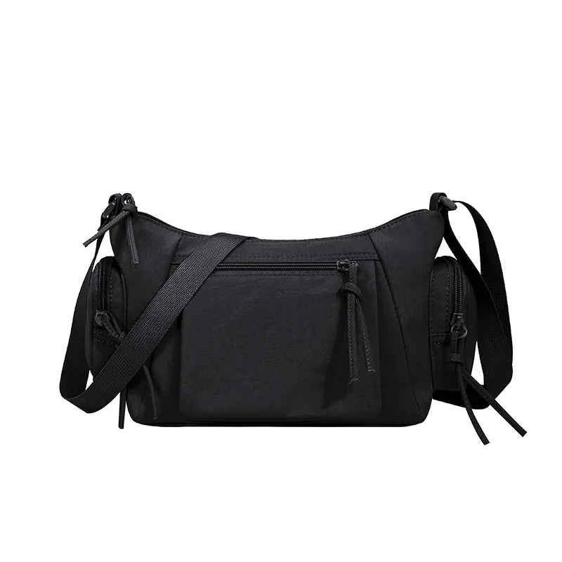 

2025 New Vintage Edgy Underarm Bag for Women, Biker Shoulder Crossbody Purse, Y2K Versatile Handbag, Bold & Practical​